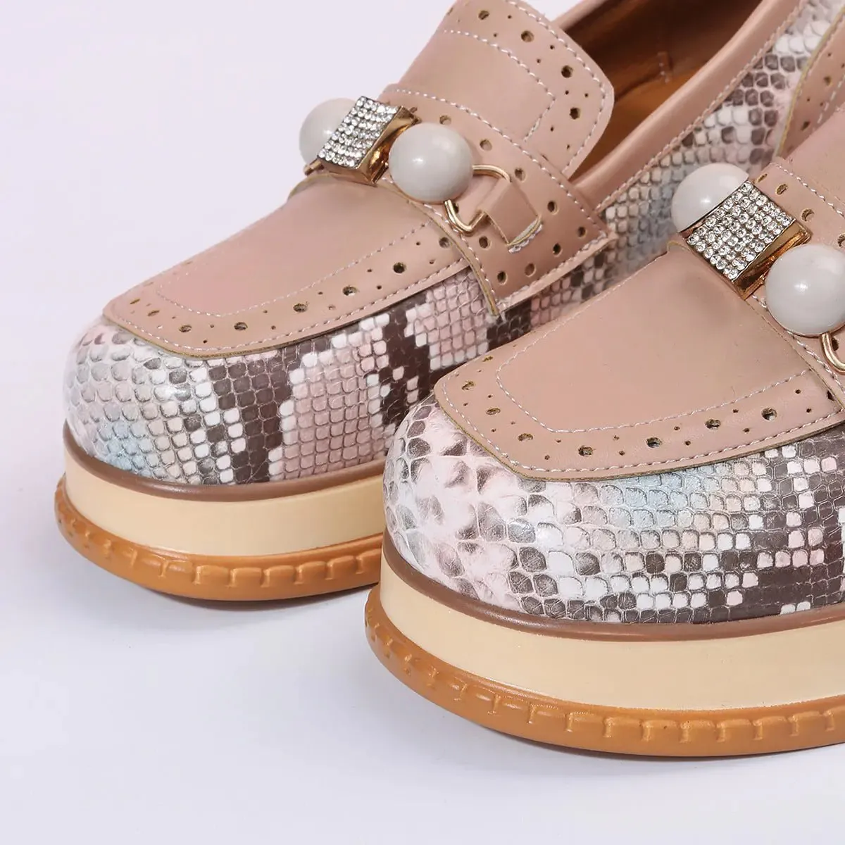 Beaded Scale Casual Shoes