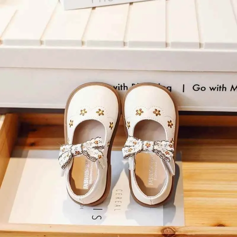 Children's Casual Shoes - Flat with Embroider Bowtie - TSS302