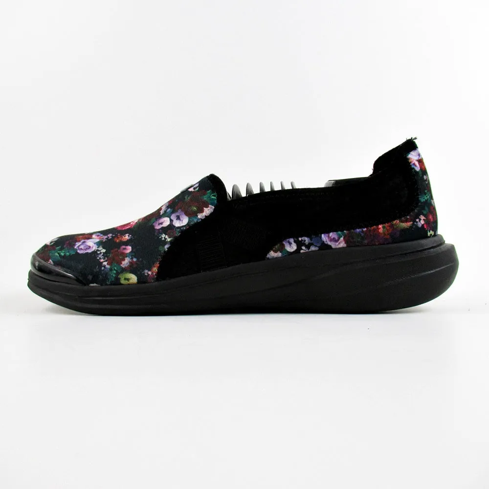 EUROPEAN BRAND Bzees