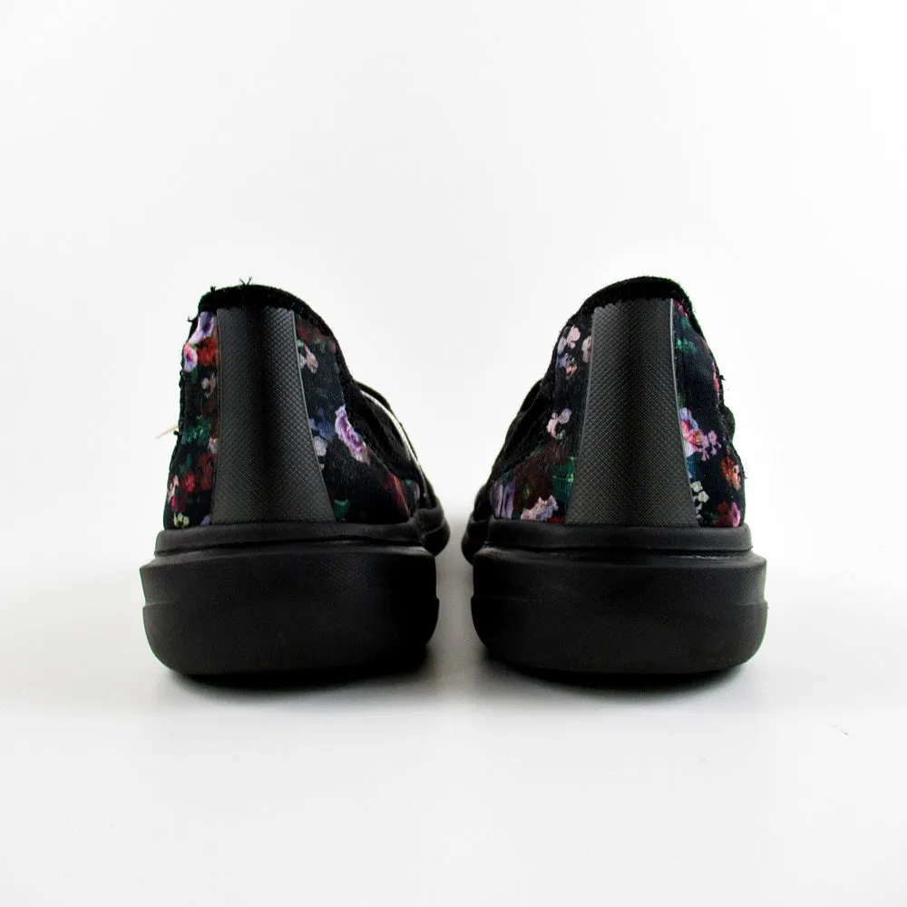 EUROPEAN BRAND Bzees