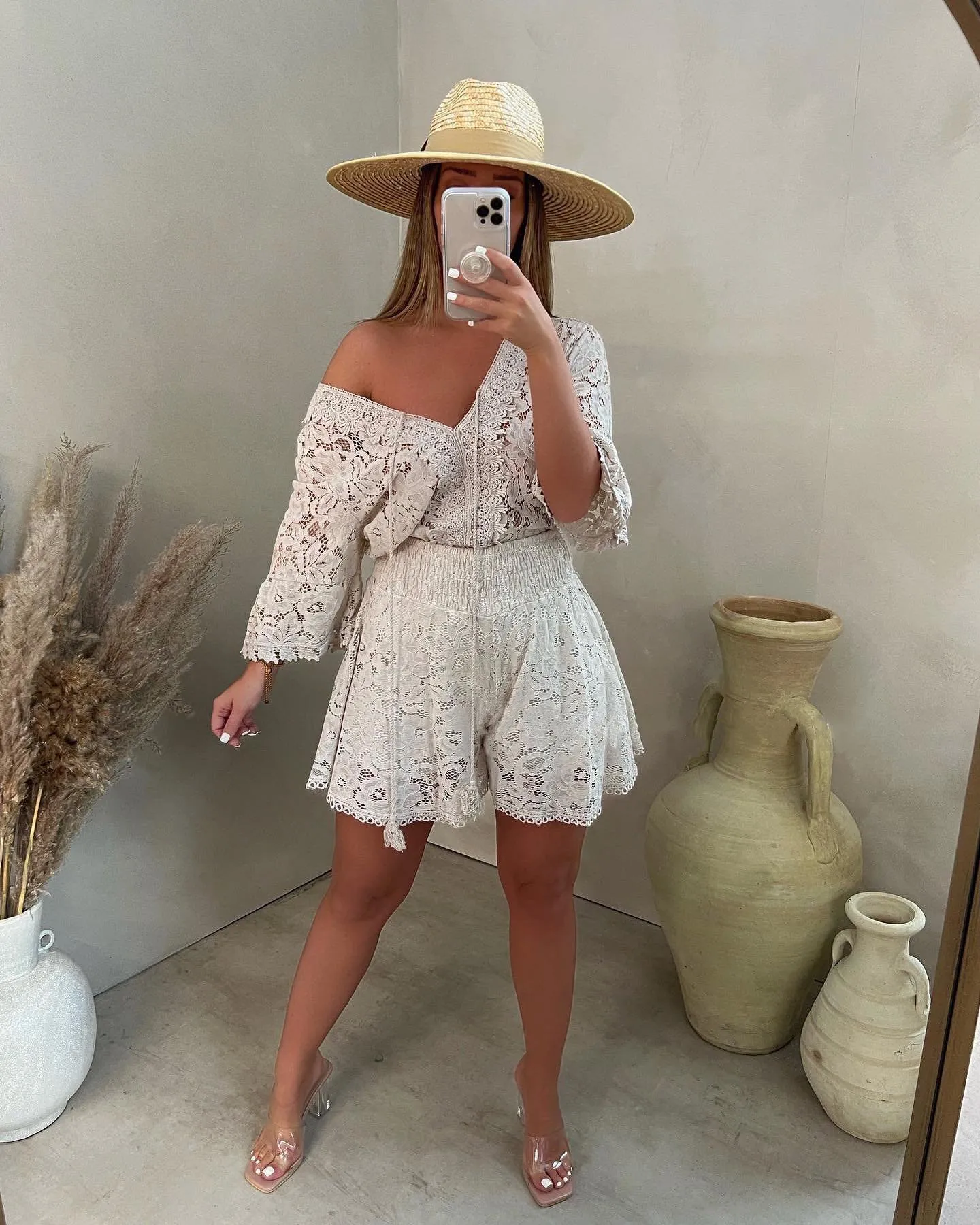  Limited time hot promotion | Casual cropped V-neck lace set