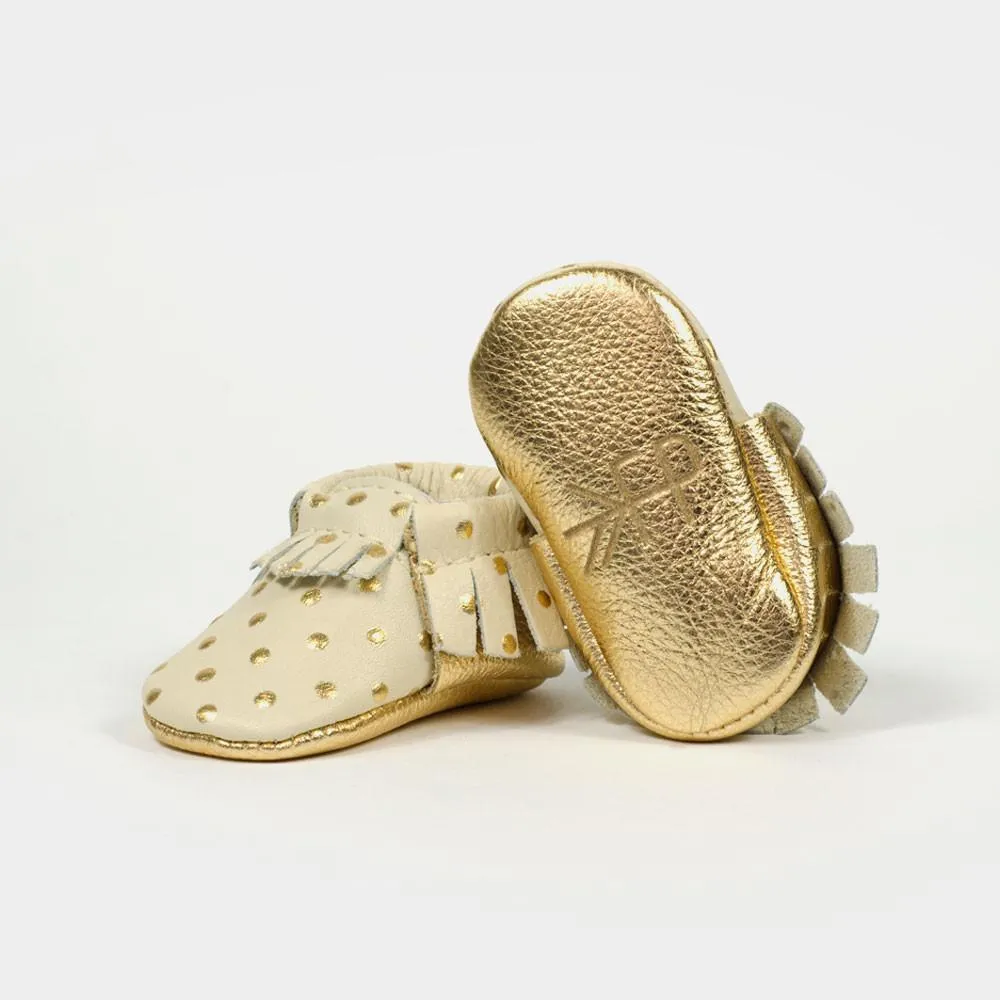 NEWBORN HEIRLOOM IN CREAM AND GOLD