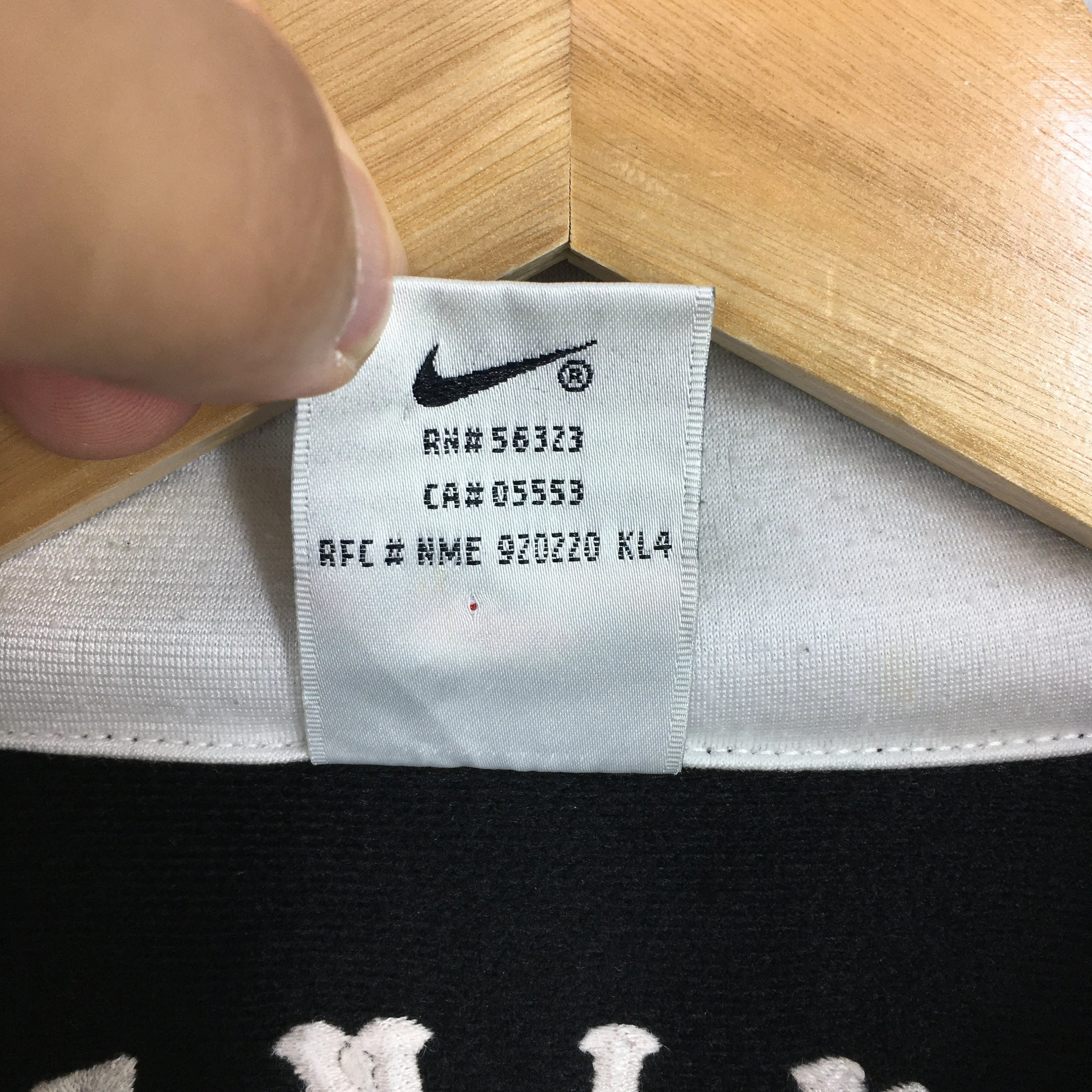 Nike Swoosh Training Black Jacket XLarge