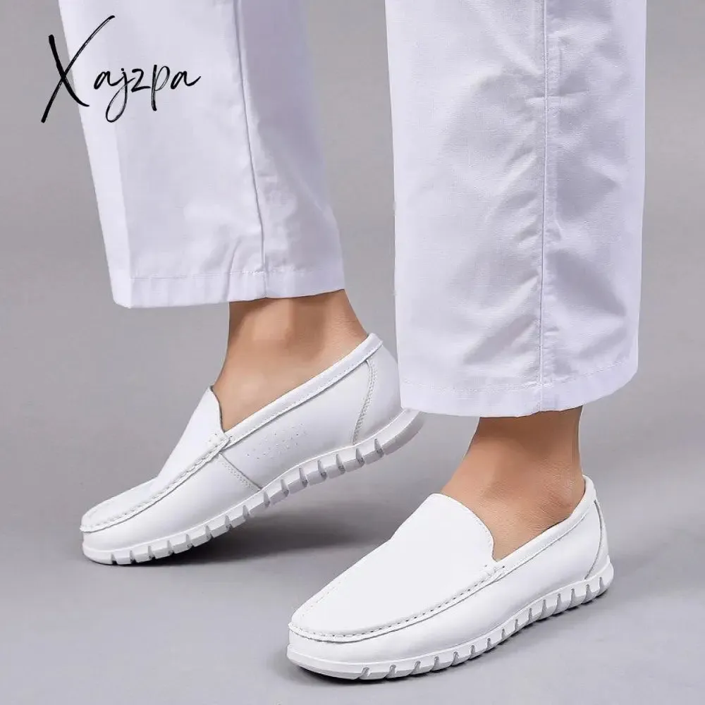 Xajzpa - Hospital men's white nurse shoes comfortable soft soled leather shoes Flat heel elastic sole casual shoes work shoes